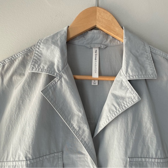 Aritzia THE GROUP BABATON Calipso Grey Short Sleeve Camp Collar Shirt M - Picture 3 of 7